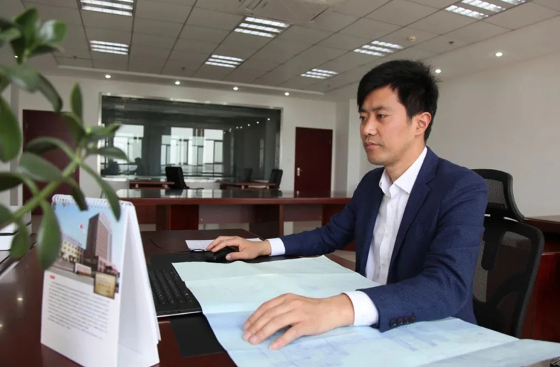 海安名匠丨江蘇鵬飛集團股份有限公司設計中心主任，高級工程師、高級技師李曉平